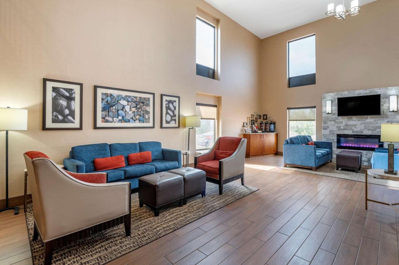 Comfort Inn Lexington I-75 Экстерьер фото